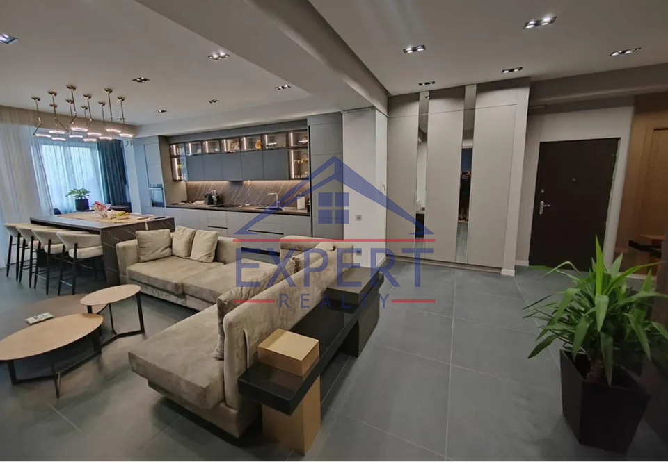 ԿԵՆՏՐՈՆ, ԱՆՏԱՌԱՅԻՆ ՓՈՂՈՑ, 4 ՍԵՆՅԱԿ