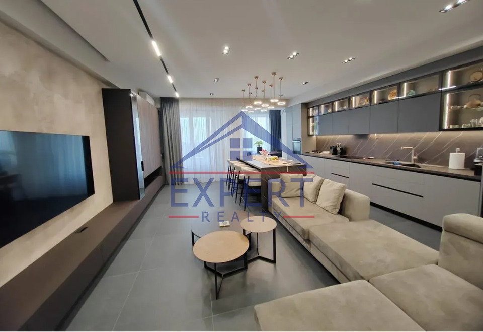 ԿԵՆՏՐՈՆ, ԱՆՏԱՌԱՅԻՆ ՓՈՂՈՑ, 4 ՍԵՆՅԱԿ