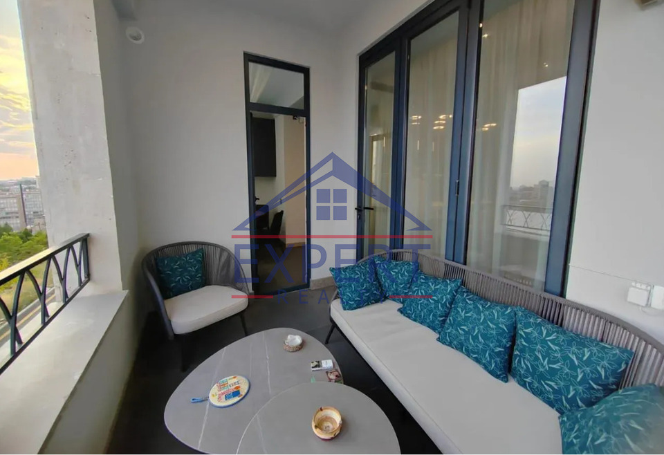 ԿԵՆՏՐՈՆ, ԱՆՏԱՌԱՅԻՆ ՓՈՂՈՑ, 4 ՍԵՆՅԱԿ