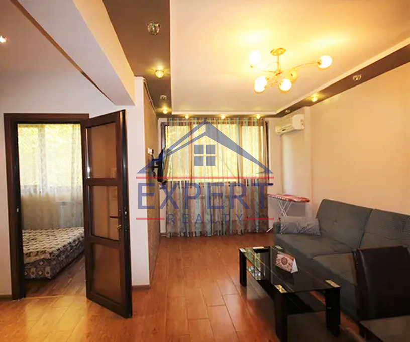 ԿԵՆՏՐՈՆ, ԿՈՂԲԱՑՈՒ ՓՈՂՈՑ, 2 ՍԵՆՅԱԿ