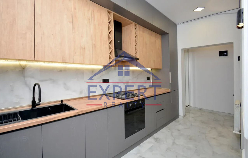 ԱՐԱԲԿԻՐ,ԳՐԻԲԱՅՈԴՈՎԻ ՓՈՂՈՑ 3 ՍԵՆՅԱԿ