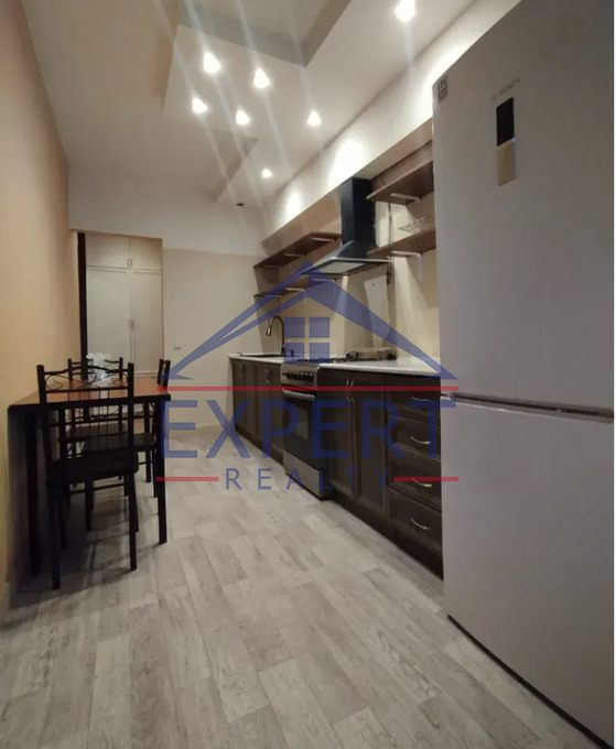 ԿԵՆՏՐՈՆ, ՆԱԼԲԱՆԴՅԱՆ  ՓՈՂՈՑ, 3 ՍԵՆՅԱԿ