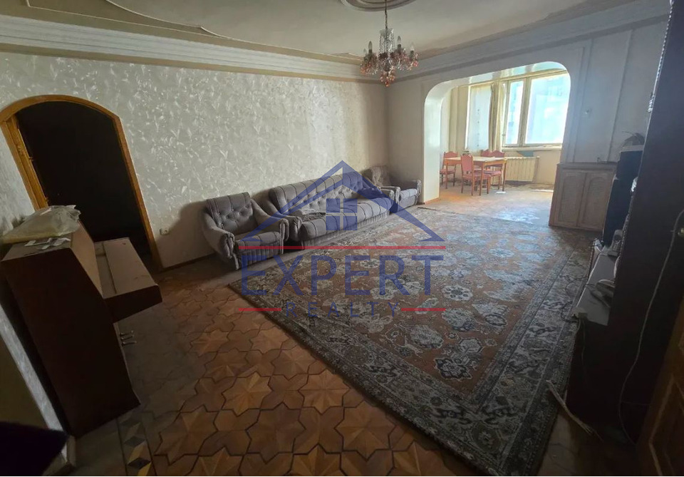 ԿԵՆՏՐՈՆ, ՎԱՐԴԱՆԱՆՑ ՓՈՂՈՑ  4 ՍԵՆՅԱԿ