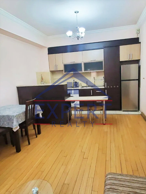 ԿԵՆՏՐՈՆ, ԱՐԳԻՇՏԻ ՓՈՂՈՑ, 2 ՍԵՆՅԱԿ