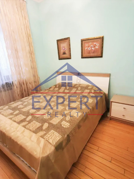 ԿԵՆՏՐՈՆ, ԱՐԳԻՇՏԻ ՓՈՂՈՑ, 2 ՍԵՆՅԱԿ