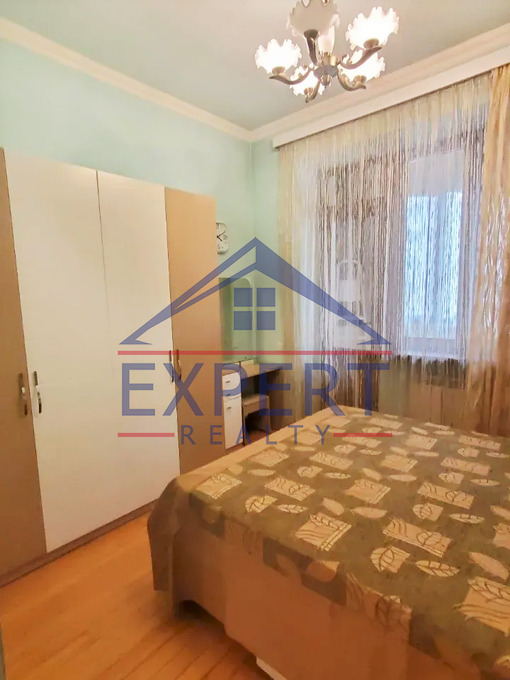 ԿԵՆՏՐՈՆ, ԱՐԳԻՇՏԻ ՓՈՂՈՑ, 2 ՍԵՆՅԱԿ