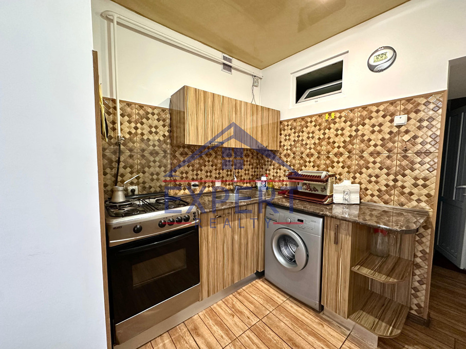 ԿԵՆՏՐՈՆ, ԶԱՔՅԱՆ ՓՈՂՈՑ, 2 ՍԵՆՅԱԿ