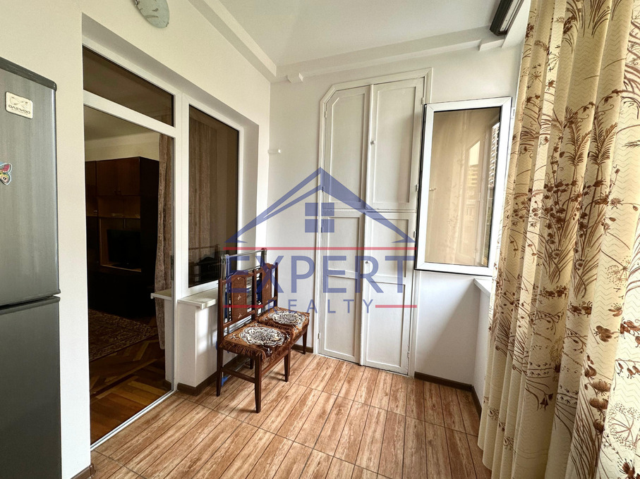 ԿԵՆՏՐՈՆ, ԶԱՔՅԱՆ ՓՈՂՈՑ, 2 ՍԵՆՅԱԿ