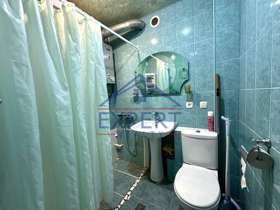 ԿԵՆՏՐՈՆ, ԶԱՔՅԱՆ ՓՈՂՈՑ, 2 ՍԵՆՅԱԿ