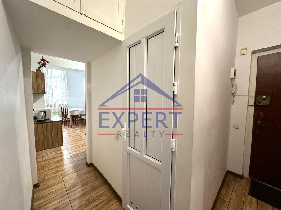 ԿԵՆՏՐՈՆ, ԶԱՔՅԱՆ ՓՈՂՈՑ, 2 ՍԵՆՅԱԿ