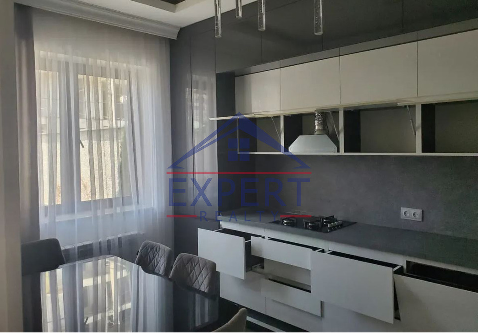 ԱՋԱՓՆՅԱԿ,ՆԱԶԱՐԲԵԿՅԱՆ ԹԱՂԱՄԱՍ 5 ՍԵՆՅԱԿ