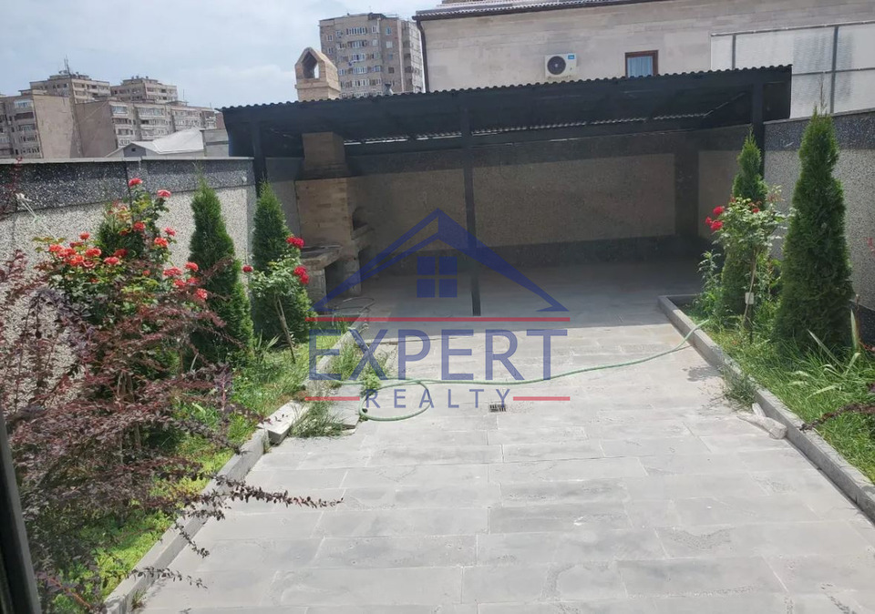 ԱՋԱՓՆՅԱԿ,ՆԱԶԱՐԲԵԿՅԱՆ ԹԱՂԱՄԱՍ 5 ՍԵՆՅԱԿ