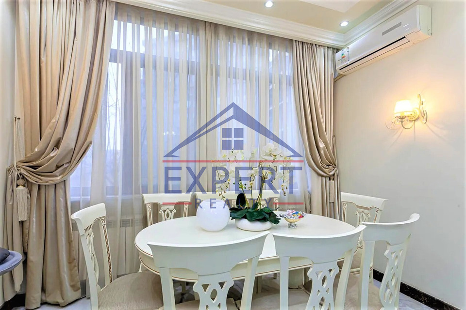 ԿԵՆՏՐՈՆ, ԱԲՈՎՅԱՆ ՓՈՂՈՑ, 3 ՍԵՆՅԱԿ