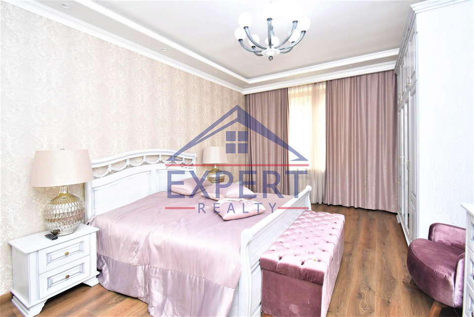 ԿԵՆՏՐՈՆ, ԱԲՈՎՅԱՆ ՓՈՂՈՑ, 3 ՍԵՆՅԱԿ