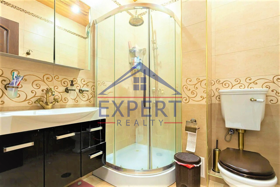 ԿԵՆՏՐՈՆ, ԱԲՈՎՅԱՆ ՓՈՂՈՑ, 3 ՍԵՆՅԱԿ