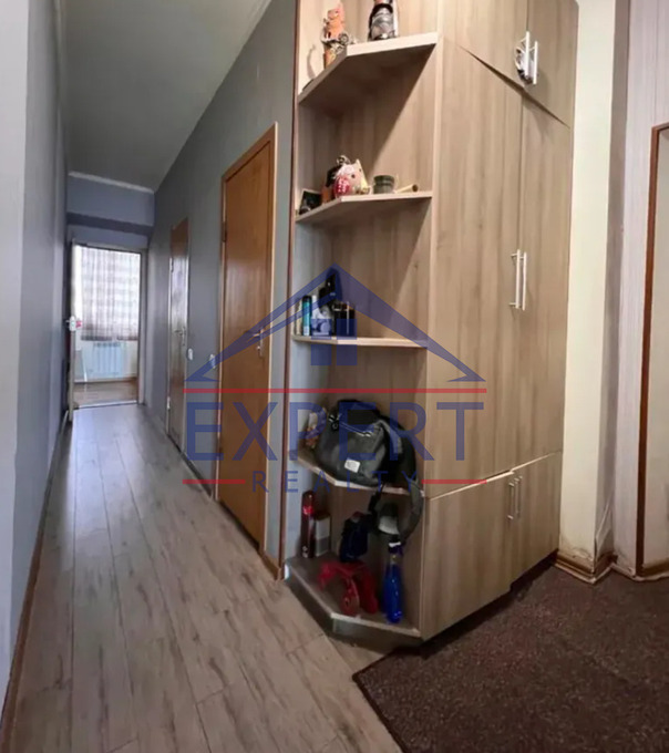 ԿԵՆՏՐՈՆ, ՏԻԳՐԱՆ ՄԵԾ ՊՈՂՈՏԱ, 3 ՍԵՆՅԱԿ