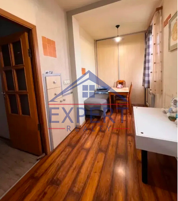 ԿԵՆՏՐՈՆ, ՏԻԳՐԱՆ ՄԵԾ ՊՈՂՈՏԱ, 3 ՍԵՆՅԱԿ