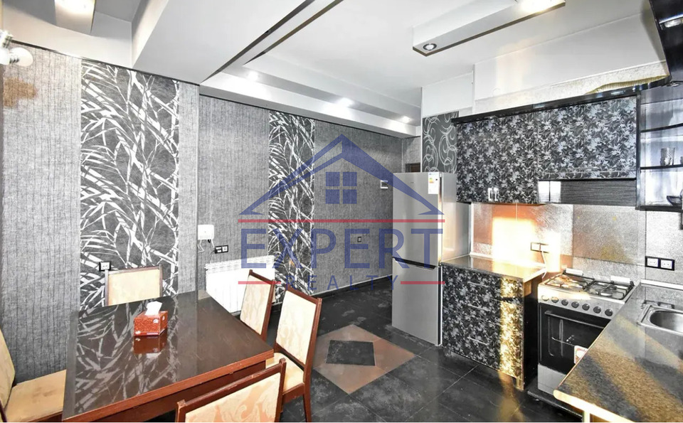 ԿԵՆՏՐՈՆ, ՄԱՇՏՈՑԻ ՊՈՂՈՏԱ, 3 ՍԵՆՅԱԿ