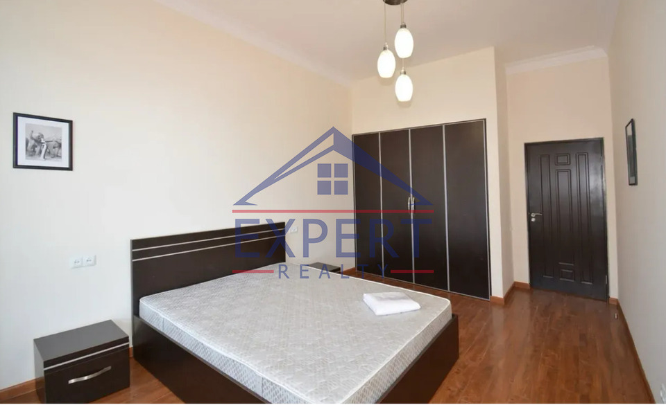 ԿԵՆՏՐՈՆ, ԱՐԱՄԻ ՓՈՂՈՑ, 4 ՍԵՆՅԱԿ