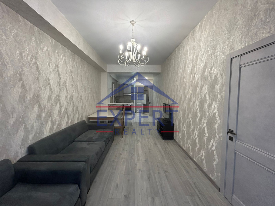 ԿԵՆՏՐՈՆ, ՆԱԼԲԱՆԴՅԱՆ ՓՈՂՈՑ, 3 ՍԵՆՅԱԿ