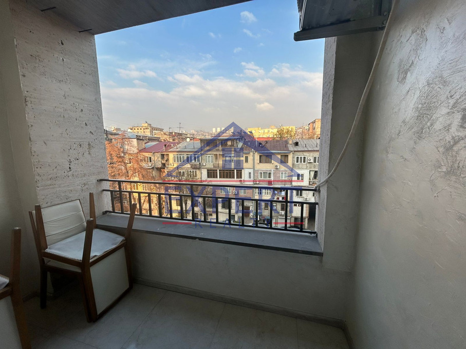 ԿԵՆՏՐՈՆ, ՆԱԼԲԱՆԴՅԱՆ ՓՈՂՈՑ, 3 ՍԵՆՅԱԿ