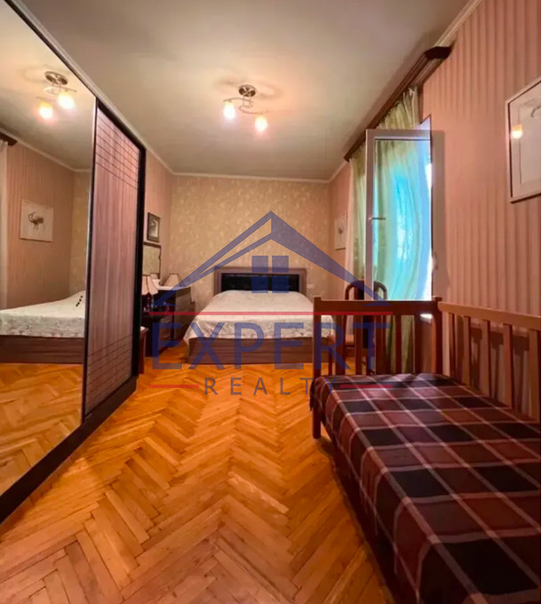 ԿԵՆՏՐՈՆ, ՏԻԳՐԱՆ ՄԵԾ ՊՈՂՈՏԱ, 3 ՍԵՆՅԱԿ