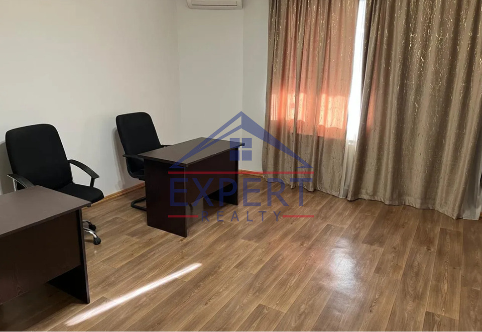 ԿԵՆՏՐՈՆ, ԹՈՒՄԱՆՅԱՆ ՓՈՂՈՑ, 4 ՍԵՆՅԱԿ