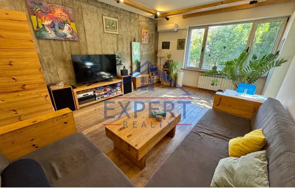 ԿԵՆՏՐՈՆ, ՄԱՇՏՈՑԻ ՊՈՂՈՏԱ, 2 ՍԵՆՅԱԿ