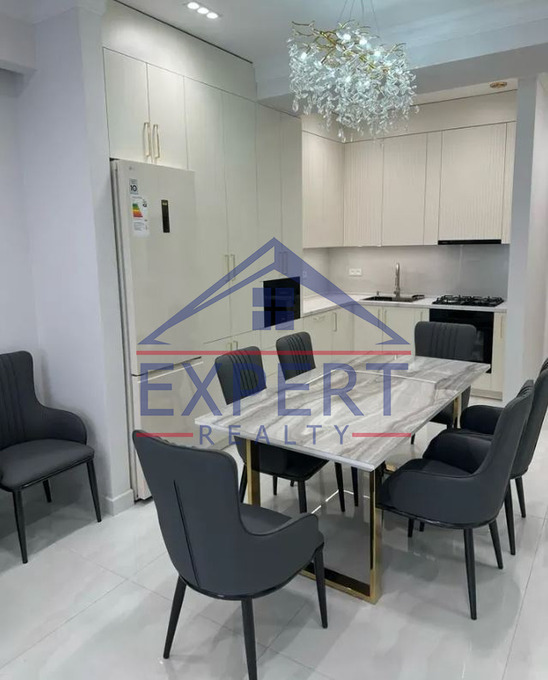 ԱՐԱԲԿԻՐ, ԿՈՄԻՏԱՍԻ ՊՈՂՈՏԱ, 3 ՍԵՆՅԱԿ