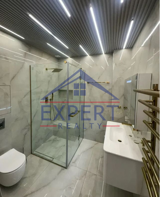 ԱՐԱԲԿԻՐ, ԿՈՄԻՏԱՍԻ ՊՈՂՈՏԱ, 3 ՍԵՆՅԱԿ