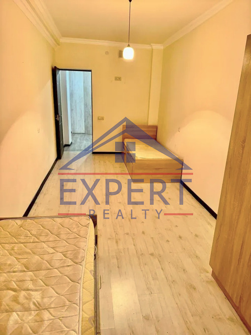 ԴԱՎԹԱՇԵՆ, 2-ՐԴ ԹԱՂԱՄԱՍ, 3 ՍԵՆՅԱԿ