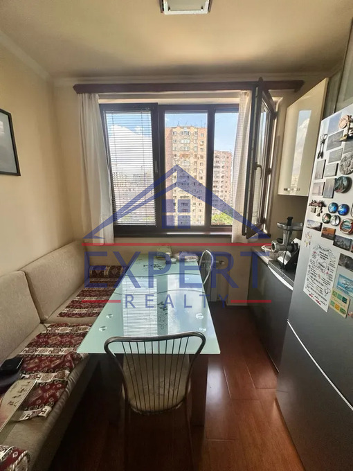 ԴԱՎԹԱՇԵՆ, 1 ԹԱՂԱՄԱՍ, 3 ՍԵՆՅԱԿ