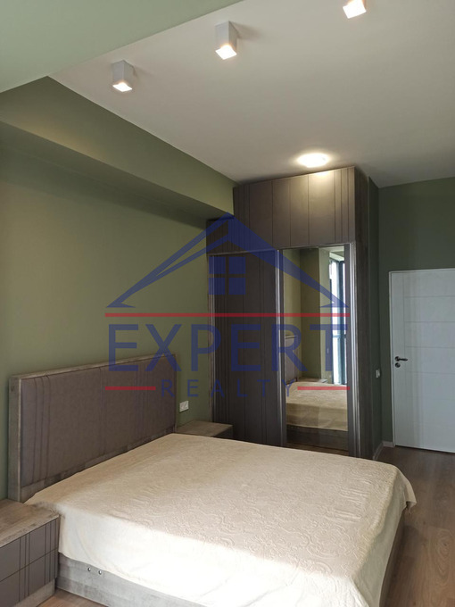 ՔԱՆԱՔԵՌ-ԶԵՅԹՈՒՆ, ՈՒԼՆԵՑՈՒ ՓՈՂՈՑ, 2 ՍԵՆՅԱԿ