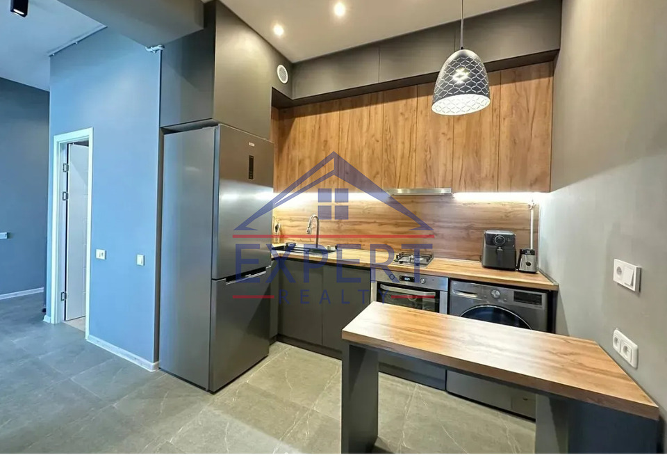 ՔԱՆԱՔԵՌ-ԶԵՅԹՈՒՆ, ՈՒԼՆԵՑՈՒ ՓՈՂՈՑ, 2 ՍԵՆՅԱԿ