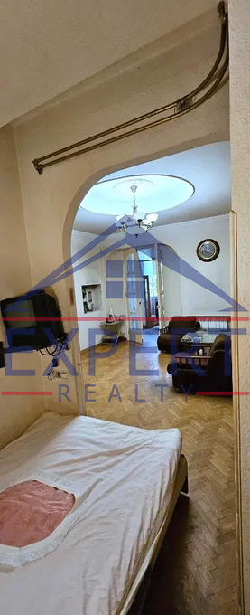 ԿԵՆՏՐՈՆ, ԱՐՇԱԿՈՒՆՅԱՑ ՊՈՂՈՏԱ, 2 ՍԵՆՅԱԿ