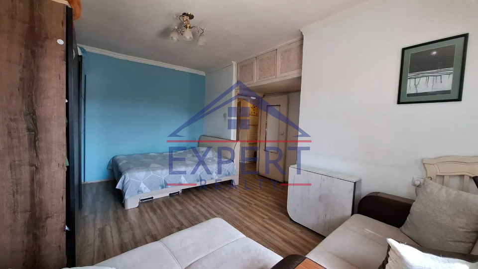 ԿԵՆՏՐՈՆ, ԱՐՇԱԿՈՒՆՅԱՑ ՊՈՂՈՏԱ, 1 ՍԵՆՅԱԿ