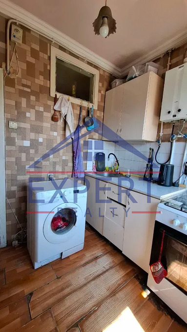 ԿԵՆՏՐՈՆ, ԱՐՇԱԿՈՒՆՅԱՑ ՊՈՂՈՏԱ, 1 ՍԵՆՅԱԿ