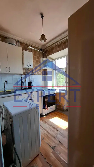 ԿԵՆՏՐՈՆ, ԱՐՇԱԿՈՒՆՅԱՑ ՊՈՂՈՏԱ, 1 ՍԵՆՅԱԿ