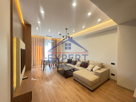 ԿԵՆՏՐՈՆ, ՎԵՐԻՆ ԱՆՏԱՌԱՅԻՆ ՓՈՂՈՑ, 2 ՍԵՆՅԱԿ