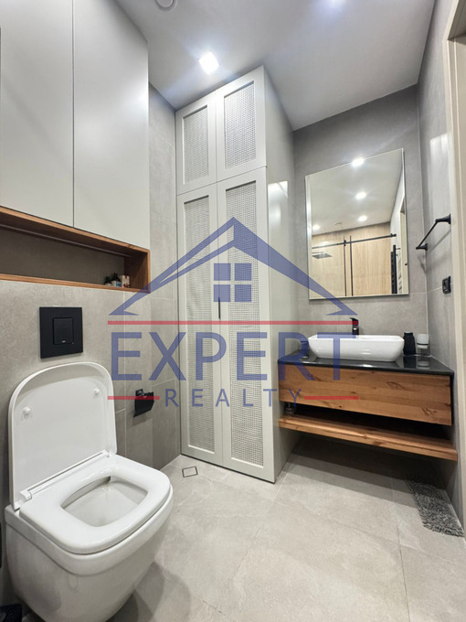 ԿԵՆՏՐՈՆ, ՎԵՐԻՆ ԱՆՏԱՌԱՅԻՆ ՓՈՂՈՑ, 2 ՍԵՆՅԱԿ