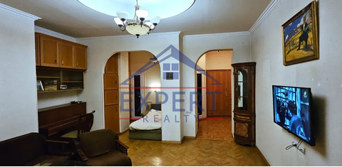 ԿԵՆՏՐՈՆ, ԱՐՇԱԿՈՒՆՅԱՑ ՊՈՂՈՏԱ, 2 ՍԵՆՅԱԿ