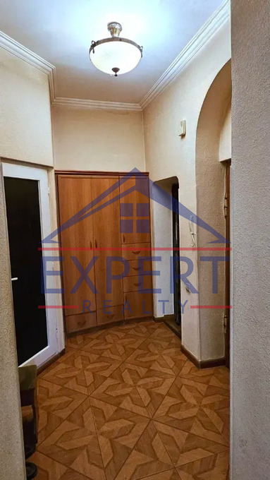 ԿԵՆՏՐՈՆ, ԱՐՇԱԿՈՒՆՅԱՑ ՊՈՂՈՏԱ, 2 ՍԵՆՅԱԿ