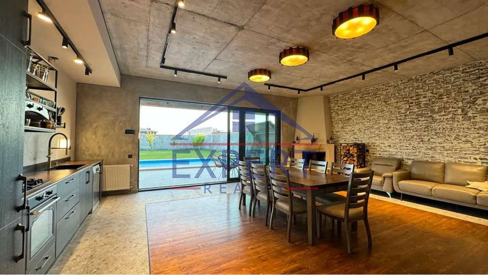 ՆՈՐ ՆՈՐՔ, ԲԱԳՐԵՒԱՆԴ ԹԱՂԱՄԱՍ, 3 ՀԱՐԿ