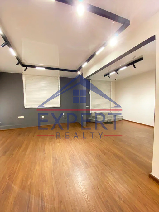 ԿԵՆՏՐՈՆ, ՆԱԼԲԱՆԴՅԱՆ ՓՈՂՈՑ, 45 ՔՄ