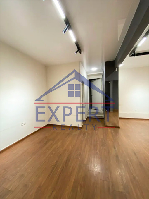 ԿԵՆՏՐՈՆ, ՆԱԼԲԱՆԴՅԱՆ ՓՈՂՈՑ, 45 ՔՄ