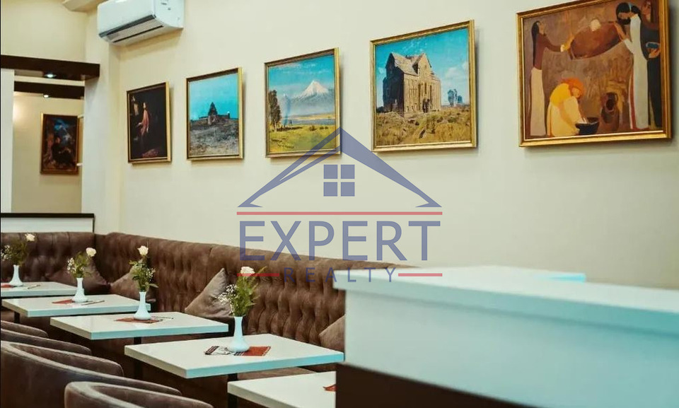 ԿԵՆՏՐՈՆ, ՓԱՎՍՏՈՑ ԲՈՒԶԱՆԴ