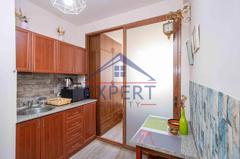 ԿԵՆՏՐՈՆ, ԹՈՒՄԱՆՅԱՆ ՓՈՂՈՑ, 2 ՍԵՆՅԱԿ