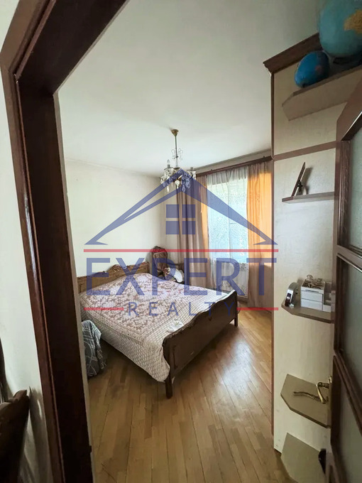 ԱՐԱԲԿԻՐ, ԱԶԱՏՈՒԹՅԱՆ ՊՈՂՈՏԱ, 4 ՍԵՆՅԱԿ