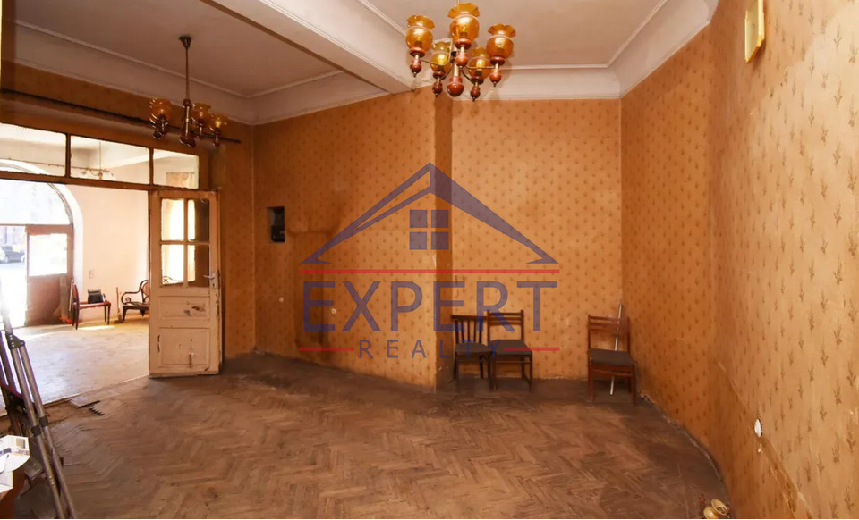 ԿԵՆՏՐՈՆ, ՉԱՐԵՆՑԻ ՓՈՂՈՑ, 100ՔՄ