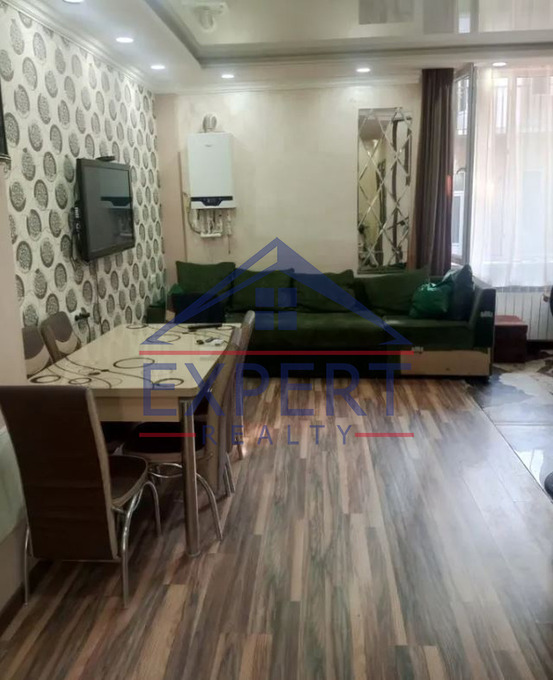 ԷՐԵԲՈՒՆԻ, ԷՐԵԲՈՒՆՈՒ ՓՈՂՈՑ, 6 ՍԵՆՅԱԿ